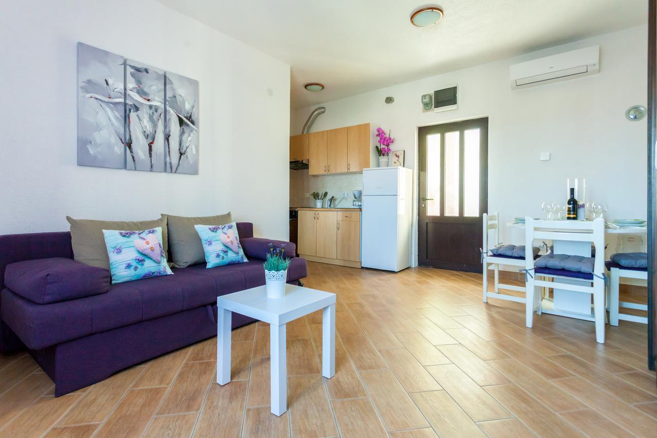 Apartment Placido Krk Кърк Екстериор снимка